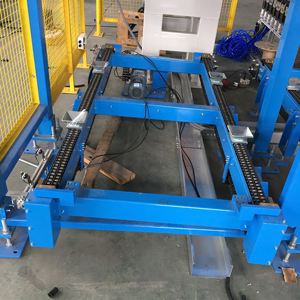 滾子鏈輸送機(jī)